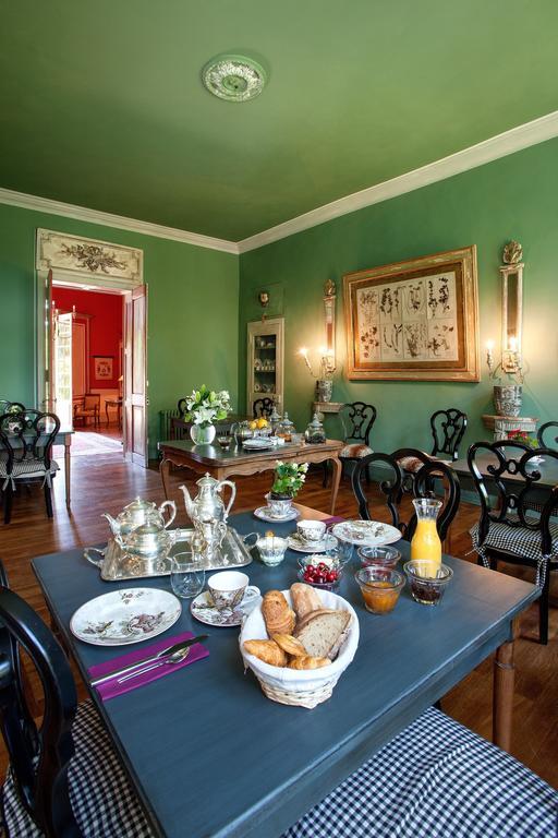 Domaine Le Castelet Bed & Breakfast Кастр Екстериор снимка