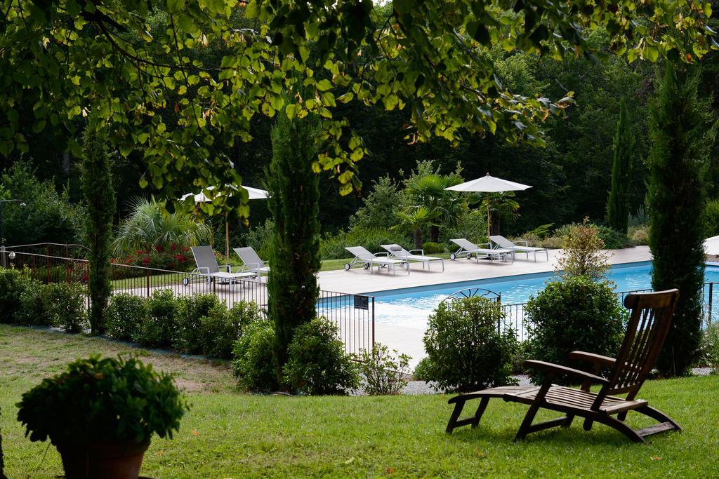 Domaine Le Castelet Bed & Breakfast Кастр Екстериор снимка