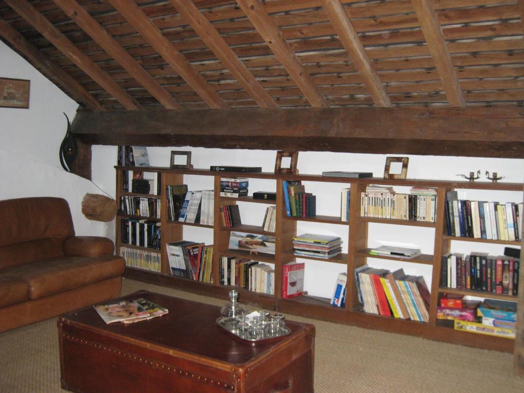 Domaine Le Castelet Bed & Breakfast Кастр Екстериор снимка