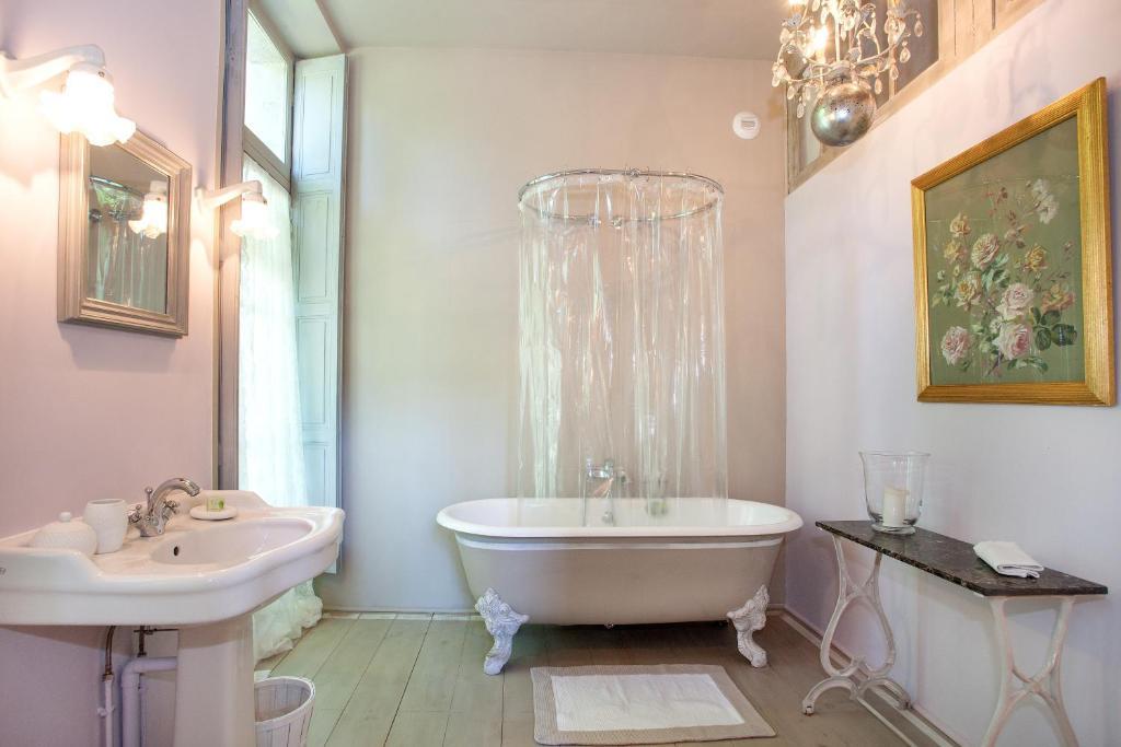 Domaine Le Castelet Bed & Breakfast Кастр Стая снимка