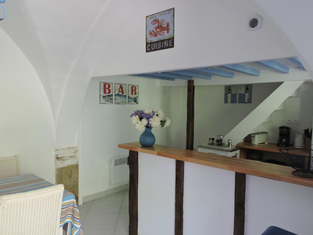 Domaine Le Castelet Bed & Breakfast Кастр Екстериор снимка